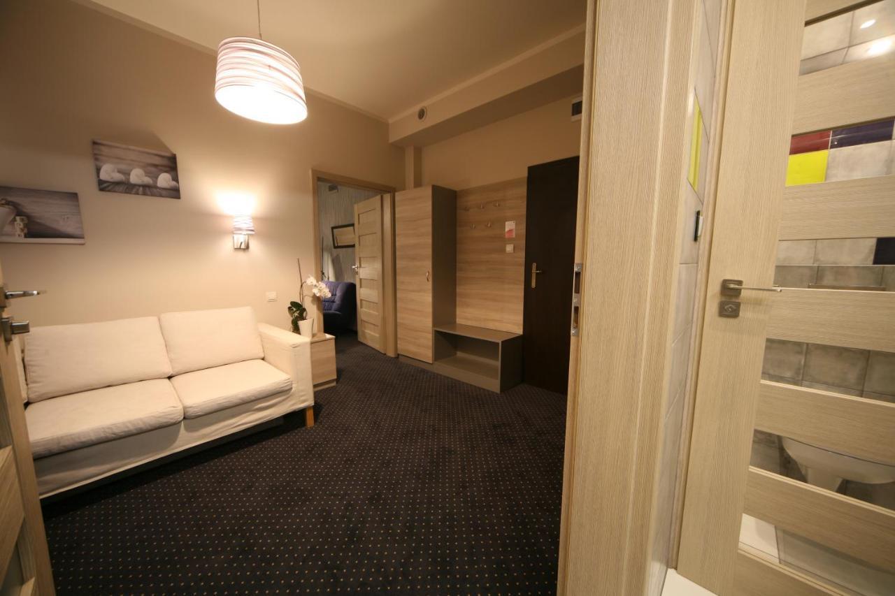 Hotel Seven 7 Kaliszki Eksteriør billede